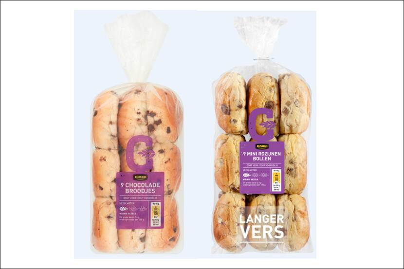 plastic zak met chocoladebroodjes en plastic zak met mini rozijnenbollen